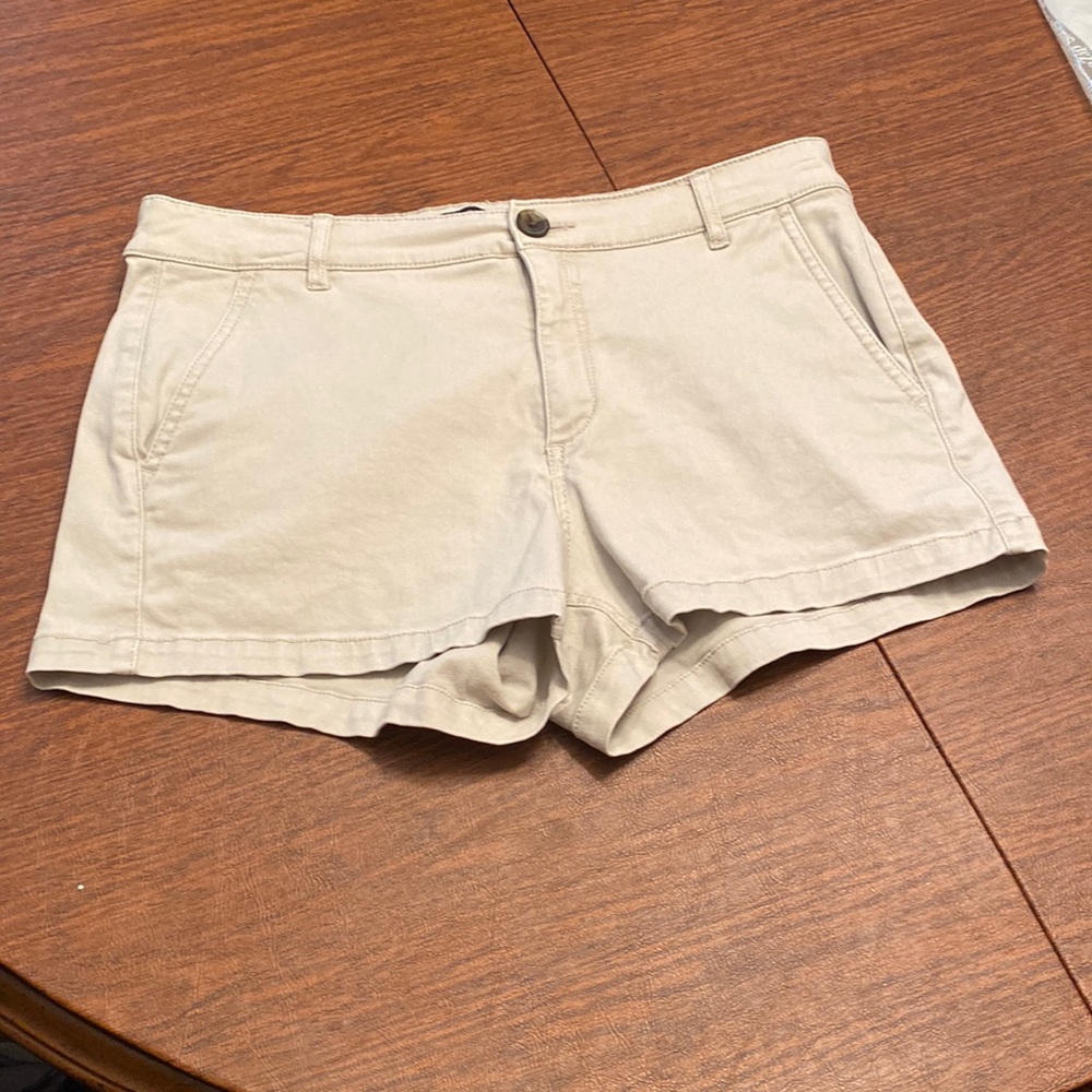 Express Khaki Mid-rise Shorts size 8